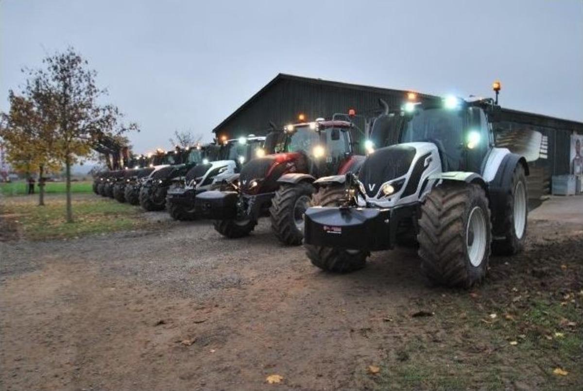 Valtra Trakt&ouml;r, Tarım Sekt&ouml;r&uuml;nde Uzay &Ccedil;ağını Başlattı