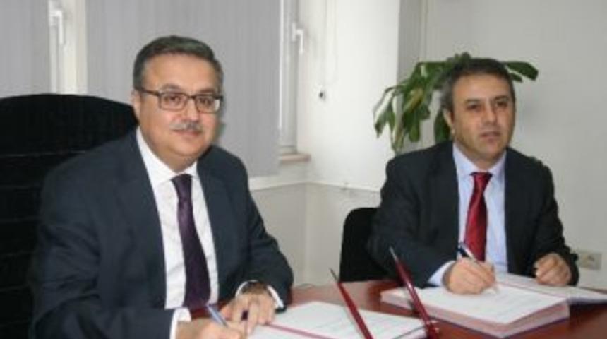 H&uuml;k&uuml;ml&uuml;ler Kamu Hizmetinde &Ccedil;alışacak