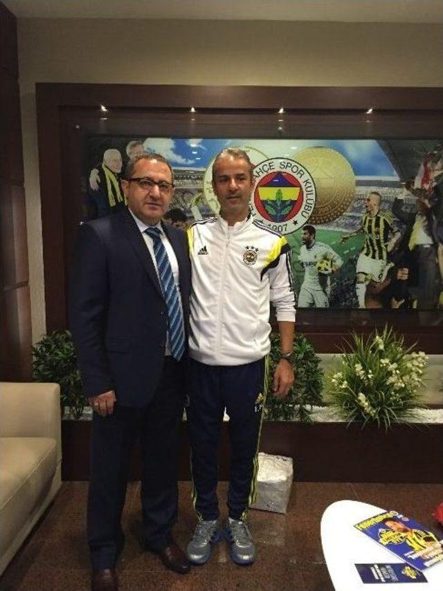 Fenerbahçe Futbol Okulu’nun Açılması İçin Görüşmeler Başladı