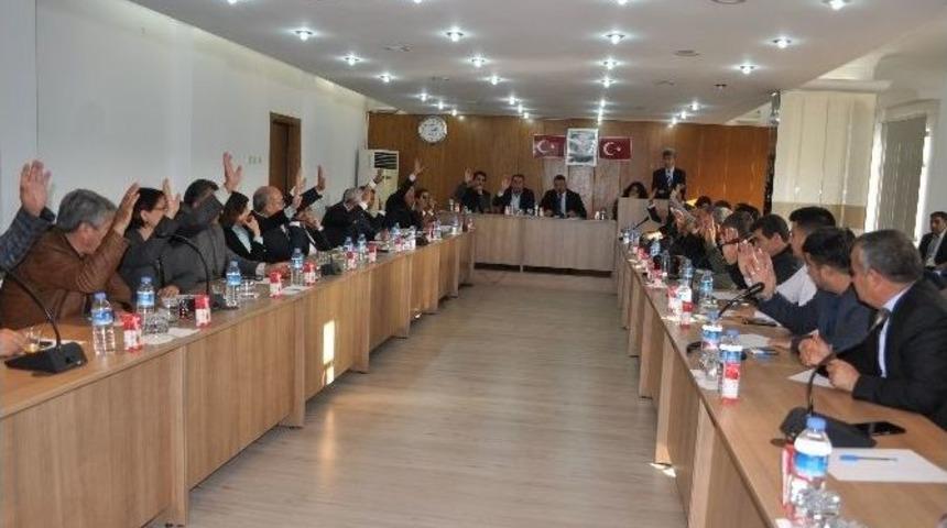 Silifke Belediyesi&rsquo;nden 200 &Ouml;ğrenci Ailesine Nakdi Yardım