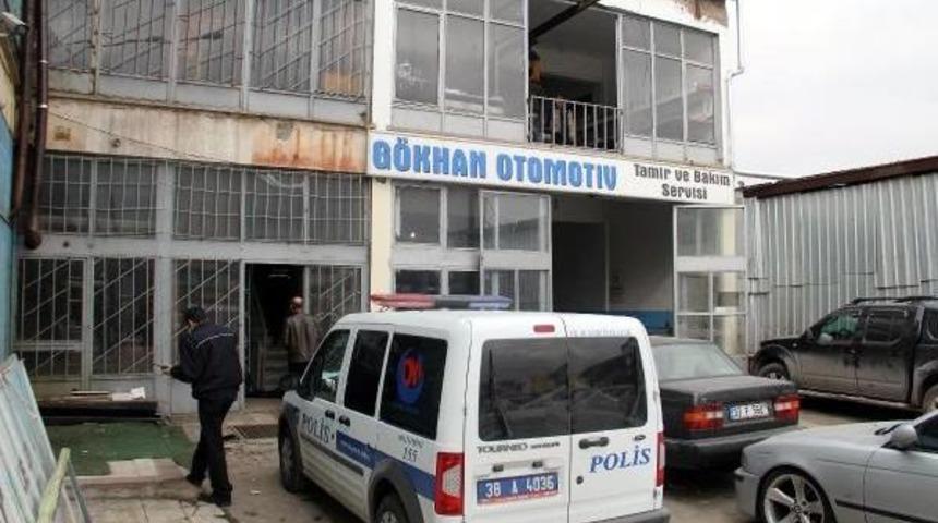 Elektrik Ustası Kaldığı İşyerinde &Ouml;ld&uuml;