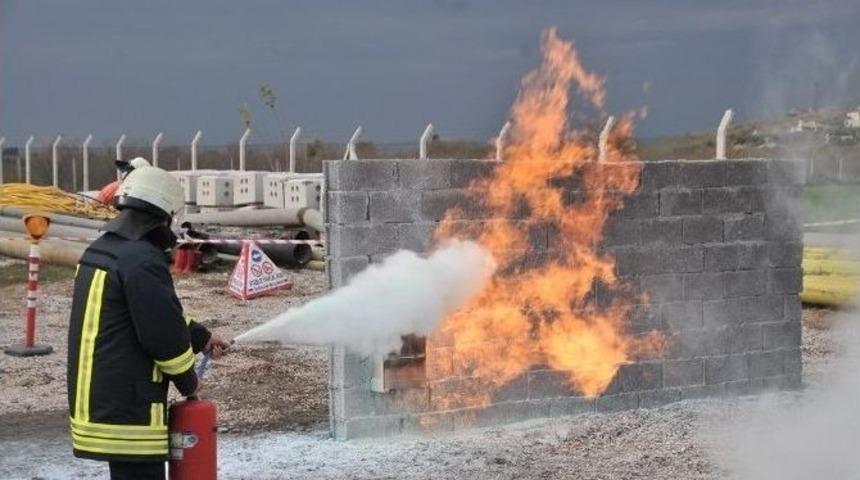 İtfaiye Personeline Doğalgaz Yangınlarına M&uuml;dahale Eğitimi