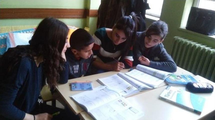 F&uuml;&rsquo;den &rsquo;birlikte &Ouml;ğrenelim&rsquo; Projesi