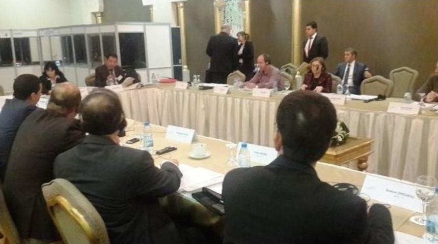 Başkan Şahin, Filistin&rsquo;e Destek İ&ccedil;in Adaylıktan &Ccedil;ekildi