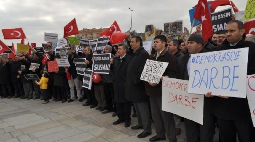 Kayseri Adalet Sarayı &Ouml;n&uuml;nde &lsquo;Basın &Ouml;zg&uuml;rl&uuml;ğ&uuml;&rsquo; N&ouml;beti