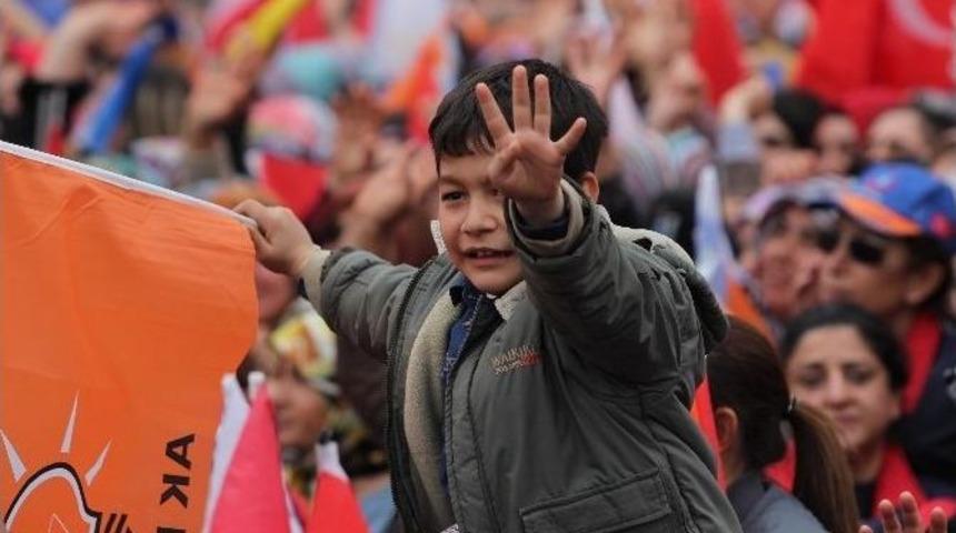 (&ouml;zel Haber) &rsquo;rabia&rsquo; İşareti Sağlık&ccedil;ının Hayatını Kararttı