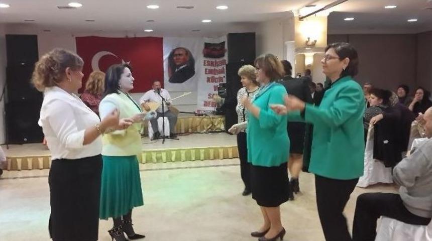 Eskişehir&rsquo;de &rsquo;g&ouml;n&uuml;l Dostları Sanat Gecesi&rsquo;