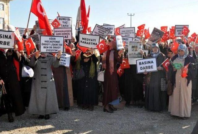 Uşak Adliyesi &Ouml;n&uuml;nde 14 Aralık Operasyonu Protestosu 1