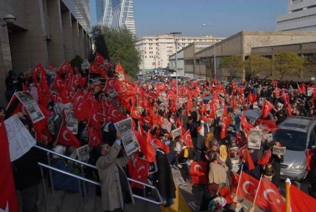 14 Aralık Operasyonuna İzmir'de Tepki