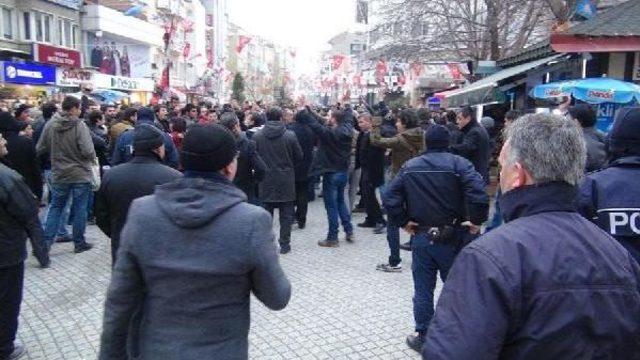 Kütahya'da Berkin İçin Yürüyen 35 Kişiye Dava Açıldı