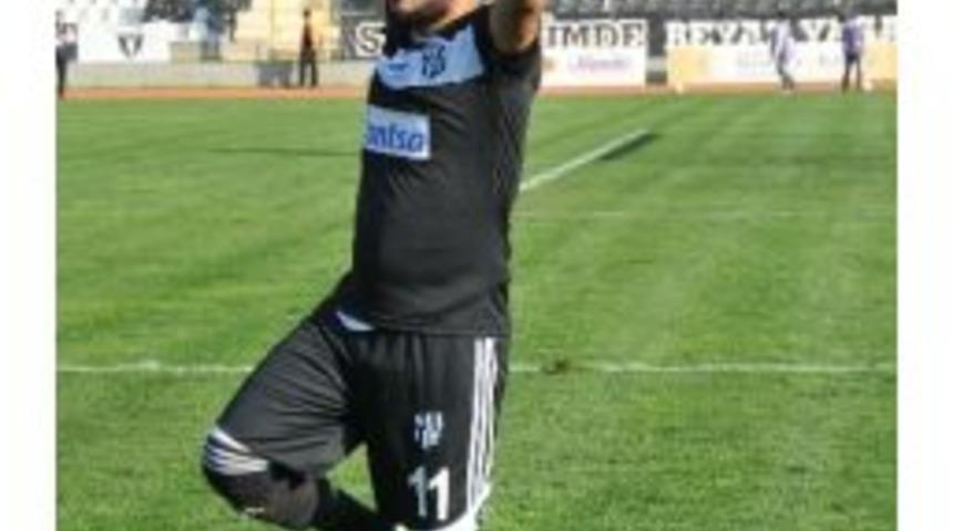 Berkay, Golleriyle Takımını Sırtlıyor