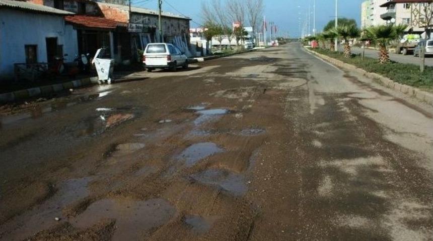 Altınova Halkının Yol Tepkisi