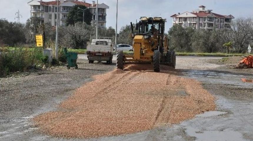 Edremit&rsquo; Te Durmak Yok