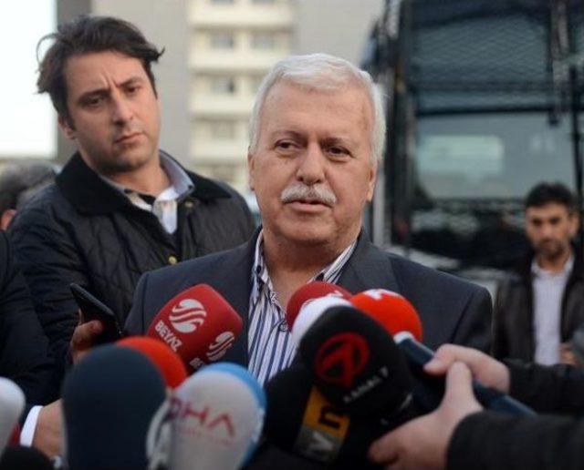 H&uuml;seyin G&uuml;lerce Emniyet &Ccedil;ıkışında A&ccedil;ıklama Yaptı 3