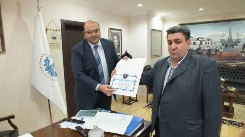 Aziziye Belediye Başkanı Muhammet Cevdet Orhan&rsquo;a Teşekk&uuml;r Belgesi