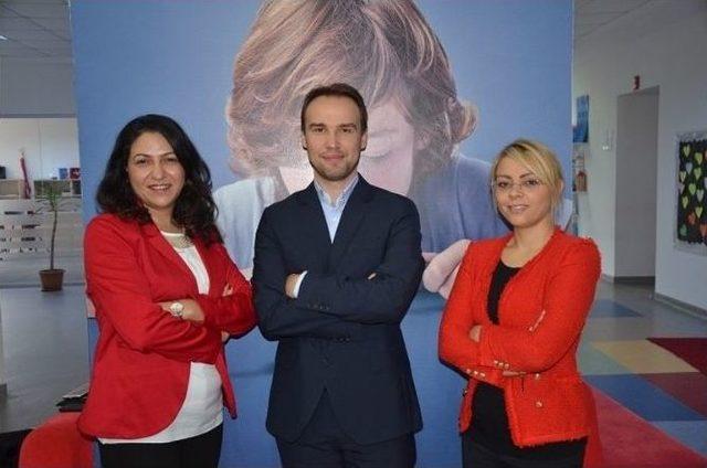 Anaokulundan İtibaren Aplikasyon Geliştiriyorlar 2