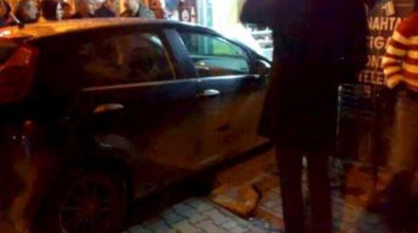 G&ouml;me&ccedil;&rsquo; Te Otomobil İşyerine Girdi