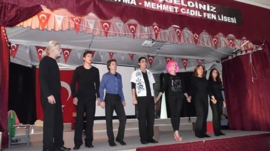 "eğer Baştan Başlasaydım" Adlı Oyun, Korkuteli&rsquo;nde Sahnelendi