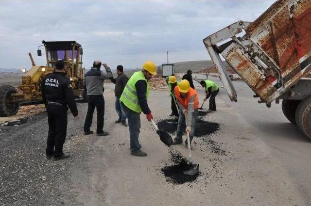 Maü’nün Yerleşke Yolu Düzeltiliyor