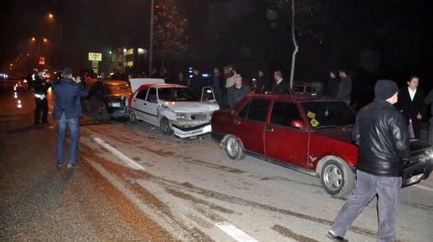 Asker Konvoyunda 7 Ara&ccedil; Birbirine Girdi