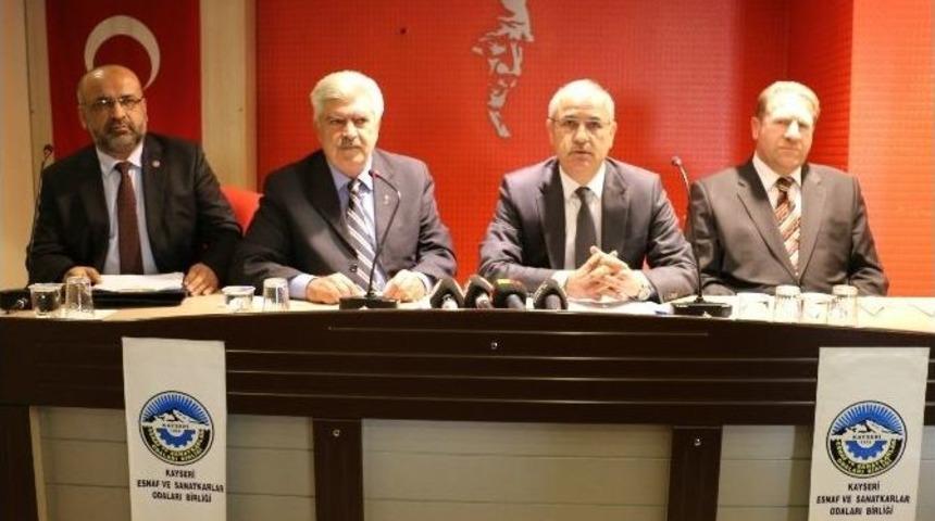 Kayseri&rsquo;de Vatandaşlar Pazardan Meyve Ve Sebzeyi Se&ccedil;erek Alabilecek