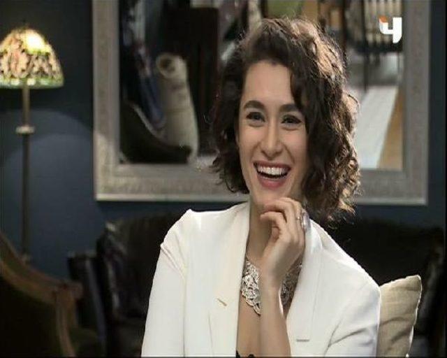 Hande Doğandemir: Aşk, İnsanın Gözünü Kör Eder (2) (Yeniden)