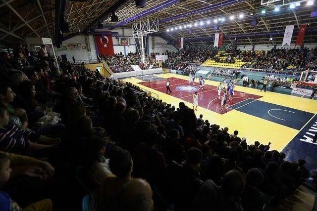 B&uuml;y&uuml;kşehir Basket Takımı, Yeşilgiresun Belediyespor Ma&ccedil;ının Hazırlıklarını S&uuml;rd&uuml;r&uuml;yor 1