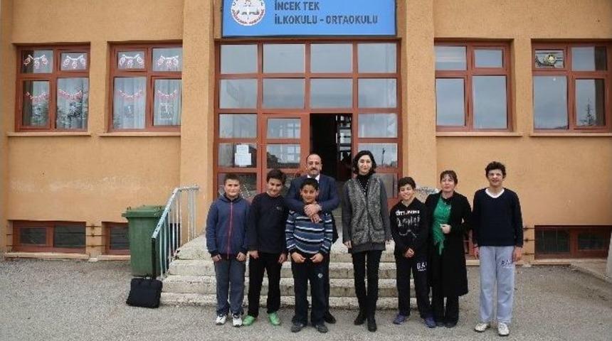 Başkan Duruay&rsquo;dan İncek Tek İlkokulu&rsquo;na Ziyaret