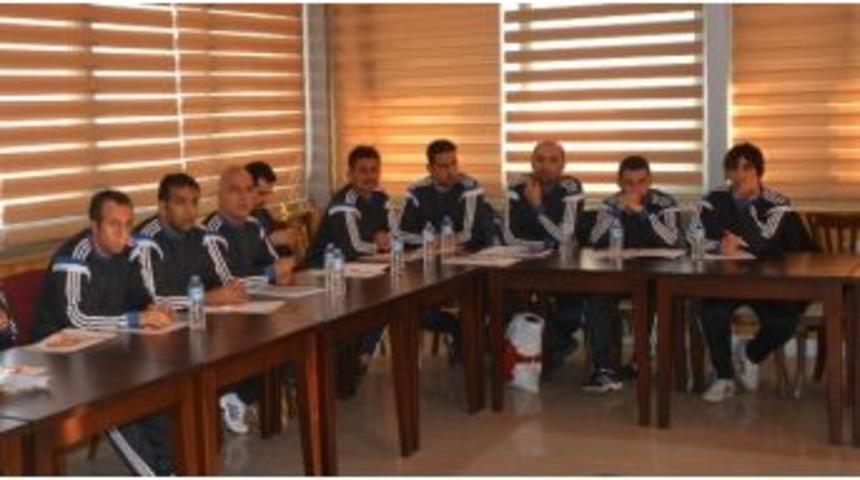 Mehmet Duman Tff Grassroots C Antren&ouml;r Kursu Başladı