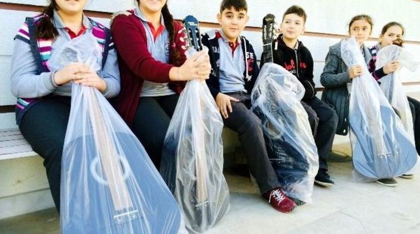 A&ccedil;maya Kıyamadılar