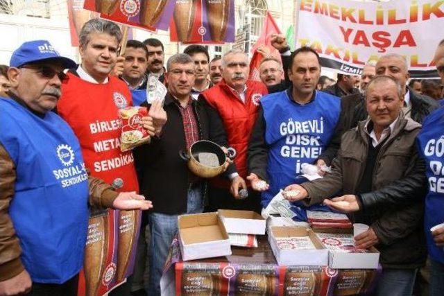 Asgari Ücrete 'tencere İçinde Taşlı' Protesto