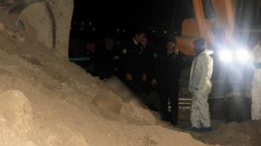 İnşaat Bek&ccedil;isi Kolları Ve Kafası Kopmuş Vaziyette Bulundu