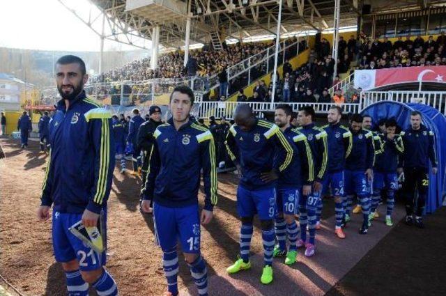 Bayburt Grup Özel İdare-Fenerbahçe Fotoğrafları