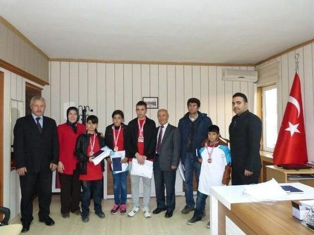 Bilecikli Dart Sporcularından B&uuml;y&uuml;k Başarı 3