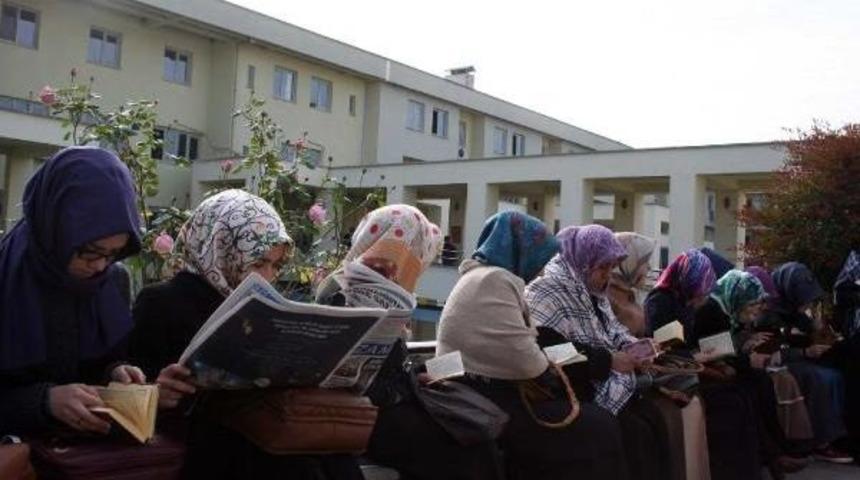 Kocaeli Ve Sakarya'da Adliye &Ouml;nlerinde 14 Aralık Operasyonu Protestosu