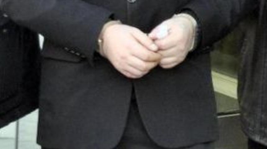 Tokat Attığı Arkadaşı &Ouml;ld&uuml;, Tutuklandı