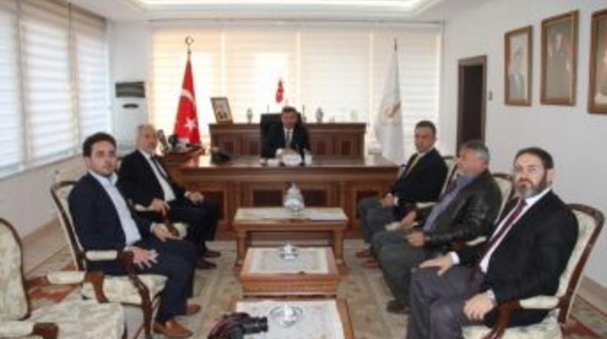 Ensar Vakfı Genel M&uuml;d&uuml;r&uuml; H&uuml;seyin Kader K&uuml;tahya&rsquo;da