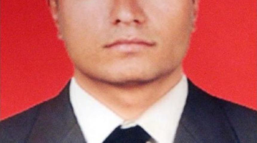 Kaza Kurşunuyla Şehit Olan Uzman &Ccedil;avuş Toprağa Verildi