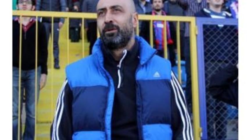 Tolunay Kafkas'a 1 Ma&ccedil; Ceza