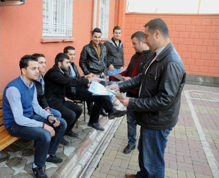 Şırnak Barosu Cizre’de İnsan Hakları Evrensel Bildirgesi Broşürü Dağıttı G5