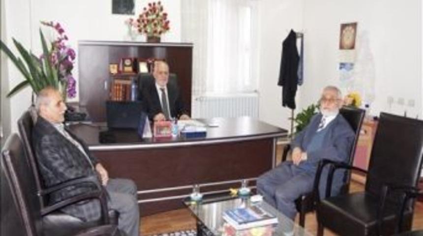 M&uuml;ft&uuml;s&uuml; Cengiz&rsquo;den Meslektaşına Hayırlı Olsun Ziyareti