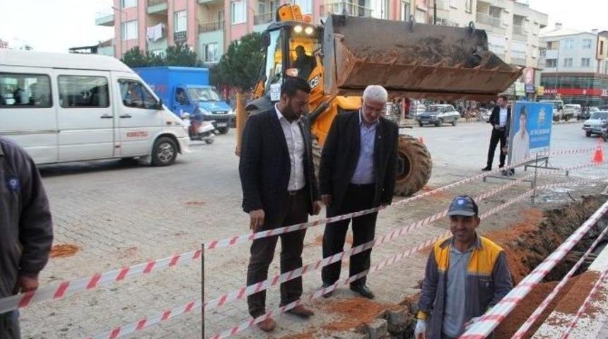 Burdur Caddesi&rsquo;nde Yağmur Drenajı &Ccedil;alışmaları Başladı