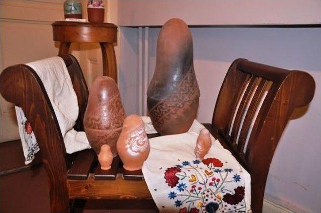 Tekirdağ&rsquo;da &ldquo;bir Avu&ccedil; Toprak&rdquo; Seramik Sergisi A&ccedil;ıldı 1