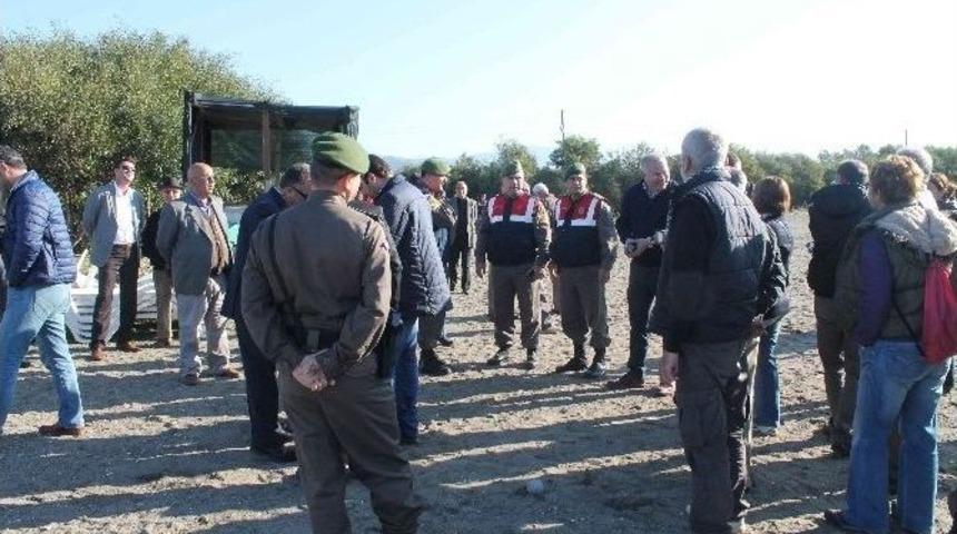 Yat &Ccedil;ekek Yeri İ&ccedil;in Eylem Yapmak İstediler