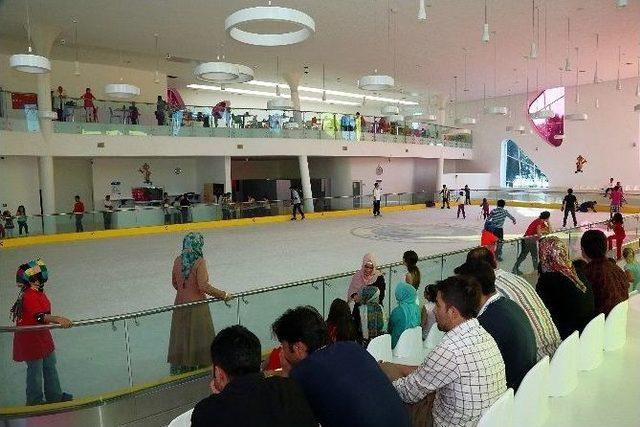 Harikalar Diyarı&rsquo;nın Harika Binaları 1