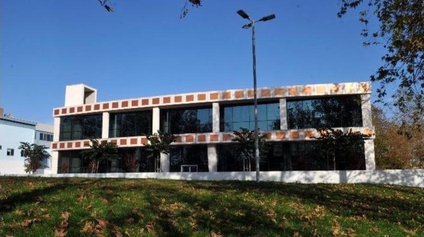 Varsak&rsquo;ta Sinema Salonu Hizmete Giriyor