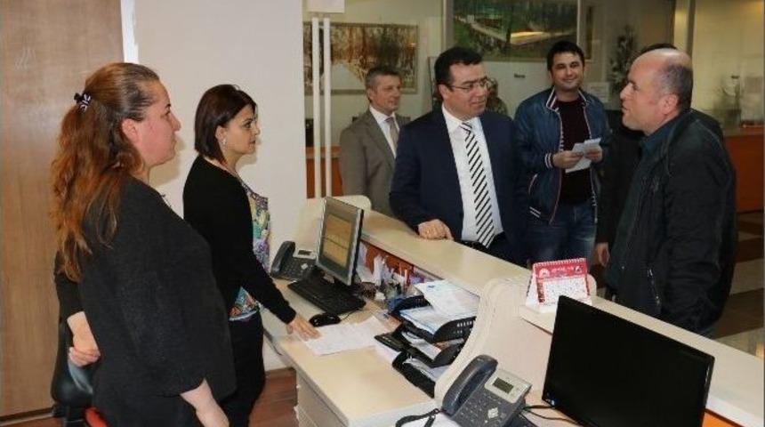 Taş&ccedil;ı&rsquo;dan Personele Uyarı: &ldquo;vatandaşı &Uuml;zen, Karşısında Beni Bulur&rdquo;