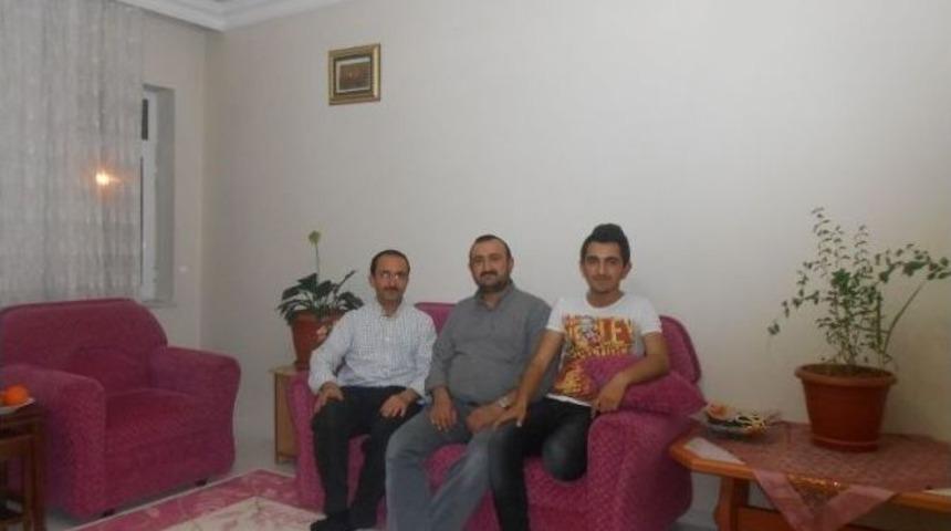 Elbistan Milli Eğitim M&uuml;d&uuml;rl&uuml;ğ&uuml;nden Velilere Evde Ziyaret