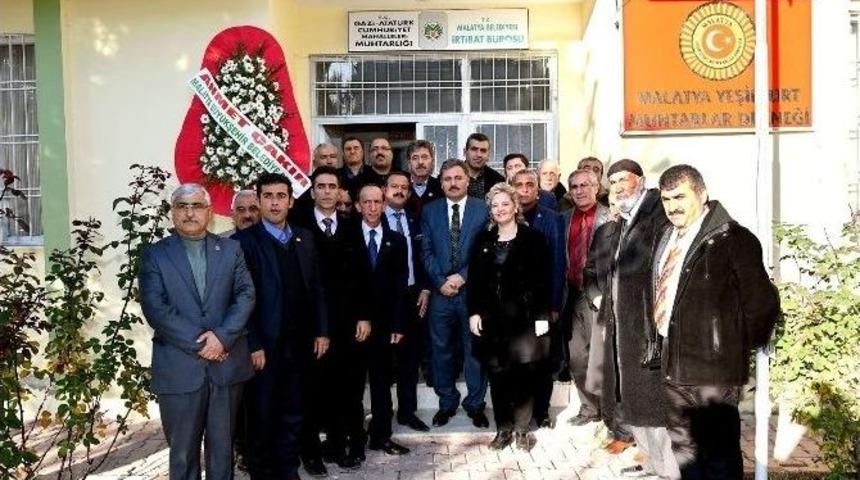 Başkan Ahmet &Ccedil;akır, Muhtarlarla Biraraya Geldi