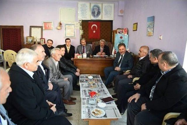 Başkan Ahmet Çakır, Muhtarlarla Biraraya Geldi